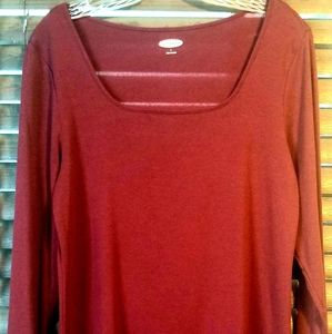 Red/ maroon long sleeve tee with square neck